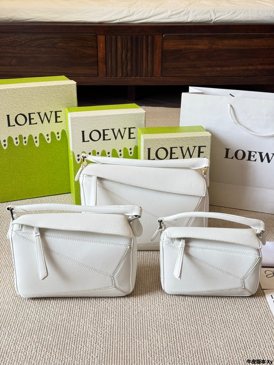 LOEWE 105